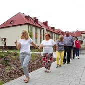W spotkaniach integracyjnych w ramach Domu Dziennego Pobytu bierze udział ok. 50 osób z gmin Stara Biała i Brudzeń Stary.