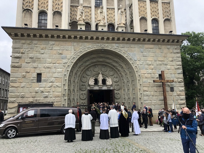 Pogrzeb śp. ks. prał. Zbigniewa Powady w Bielsku-Białej