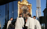 Procesja z obrazem Matki Bożej ulicami Lublina odbywa się 3 lipca.