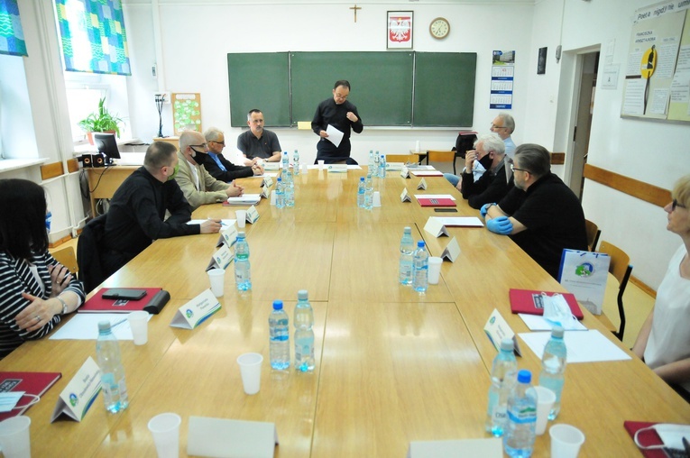 Posiedzenie komisji synodalnej "Kościół w dialogu z kulturą"