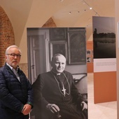 Karol Wojtyła w obiektywie Adama Bujaka