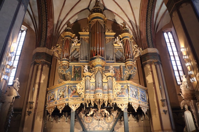 W Olsztynie i Fromborku ruszają koncerty organowe 