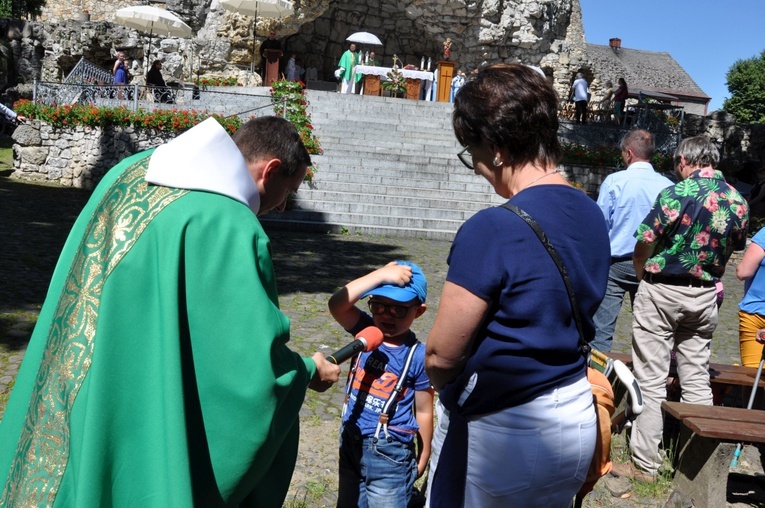 Pielgrzymka dzieci na Górę Świętej Anny