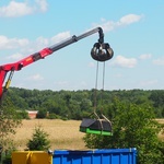 Wymiana łodzi w Sztolni Czarnego Pstrąga