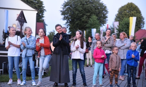 Spotkanie zgromadziło wielopokoleniową wspólnotę cziciceli św. Szymona. 