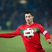 Ronaldo pierwszym piłkarzem, który zarobił miliard dolarów