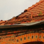 Dach kościoła w Zatoniu ucierpiał w czasie burzy