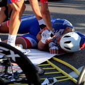 Tour de Pologne: Łącznie czterech kolarzy w szpitalach