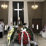 Pogrzeb Jana Deca, starszego brata emerytowanego biskupa świdnickiego