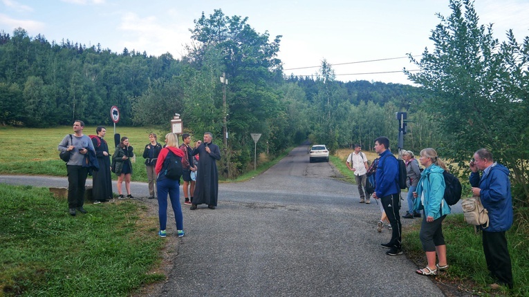 Nowa Ruda. Pieszo do Wambierzyc na 40-lecie koronacji