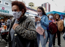 Brazylia: Mimo wzrostu zakażeń i zgonów, pojawiają się oznaki słabnięcia pandemii