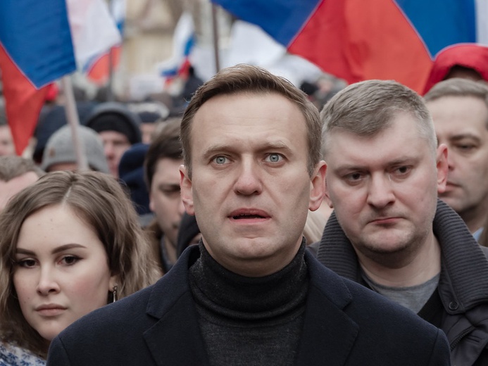 "Nawalny jest w śpiączce, wyników badań nie podano"