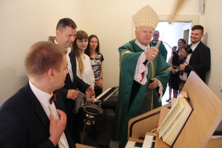 Gorzków. Znani bibliści, spowiednik Rudolfa Hössa i wdzięczność za 70 lat istnienia