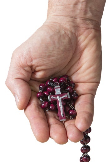 ▲	Wielu uczestników inicjatywy przyznaje, że siłę do pokonywania trudności czerpie  z modlitwy różańcowej.