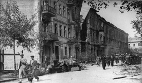 Ulica Kapucyńska po bombardowaniu.