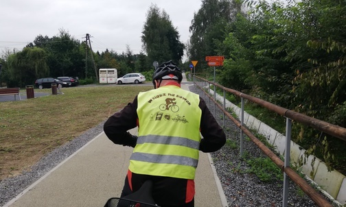 Jastrzębie-Zdrój. Żelazny Szlak Rowerowy otwarty. Trasa przez Polskę i Czechy, rowerzyści zadowoleni