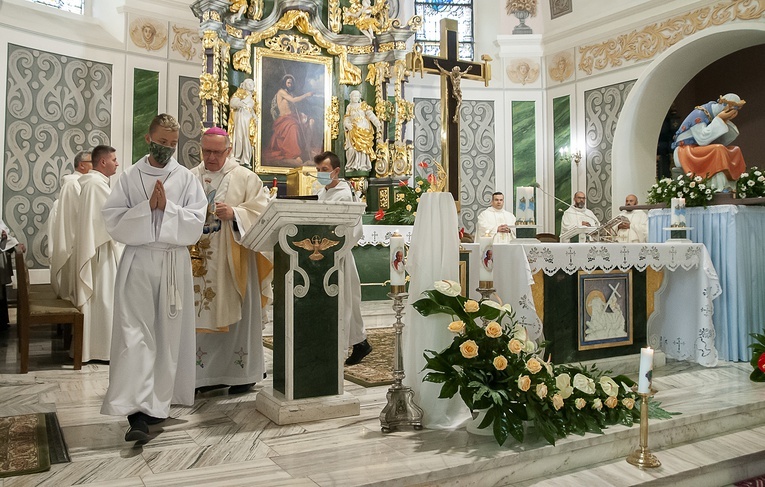 Jubileusz trzcianeckich saletynów, cz. 1