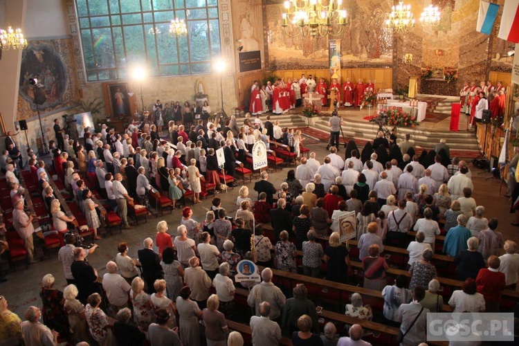 50 lat parafii pw. Podwyższenia Krzyża Świętego w Zielonej Górze