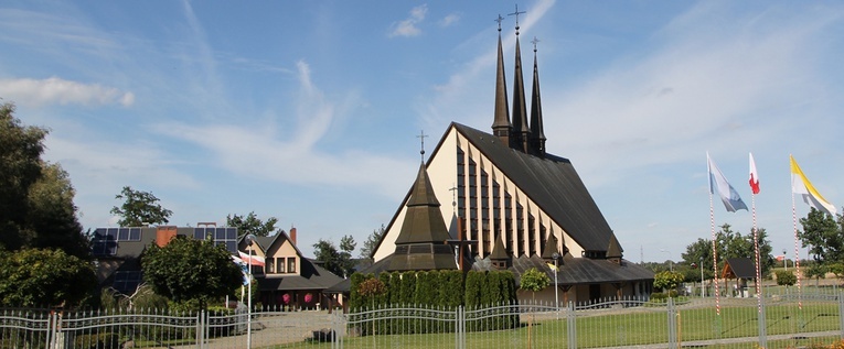 Kościół pw. św. Stanisława Biskupa i Męczennika w Skarbimierzu