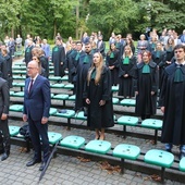 Ślubowanie nowych adwokatów w nietypowym otoczeniu