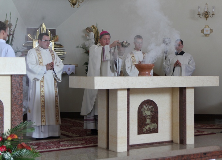 Poświęcenie kościoła w Skarbimierzu-Osiedlu