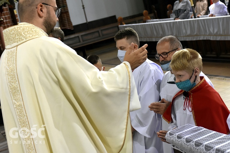 Msza św. prymicyjna o. Miłosza Mażewskiego w wałbrzyskiej kolegiacie