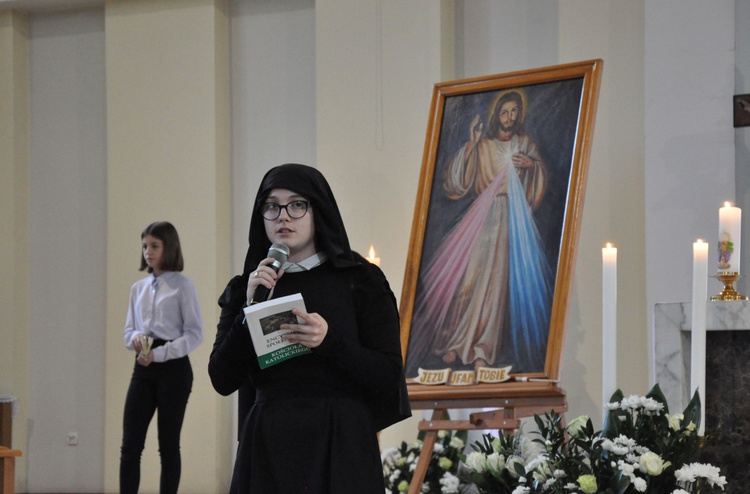 Ołtarz św. Faustyny w Prudniku