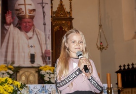 Śpiewający Dzień Papieski w Polanowie 
