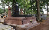 Odnowiony grobowiec rodziny Reischerów.
