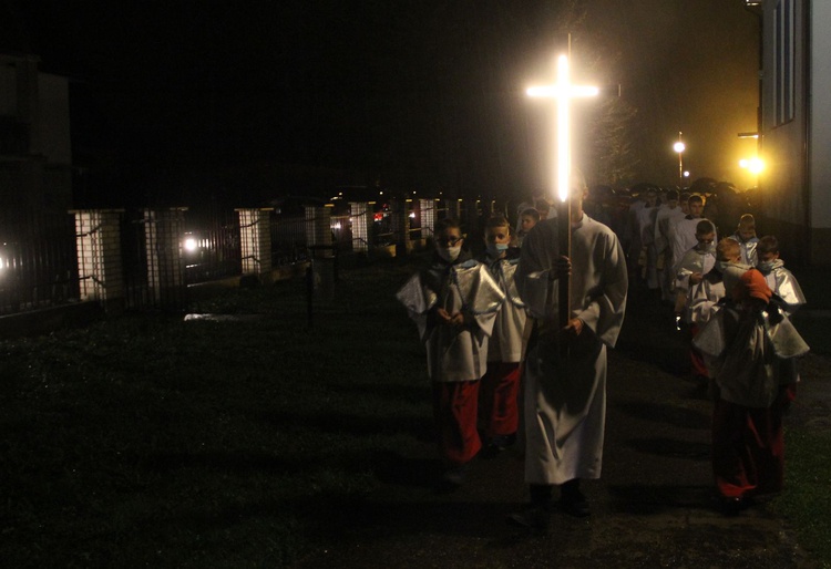 Październikowe nabożeństwo fatimskie w Łąkcie