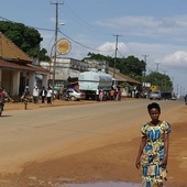 Ataki na ludność zamieszkującą wschodnią część DRK