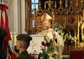 Homilię wygłosił bp Henryk Tomasik.