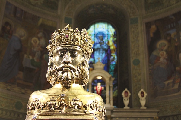 Relikwiarz patrona Płocka można na co dzień oglądać w skarbcu Muzeum Diecezjalnego.