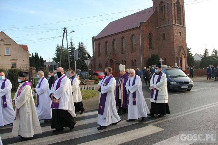 Pogrzeb ks. Wojciecha Miłka