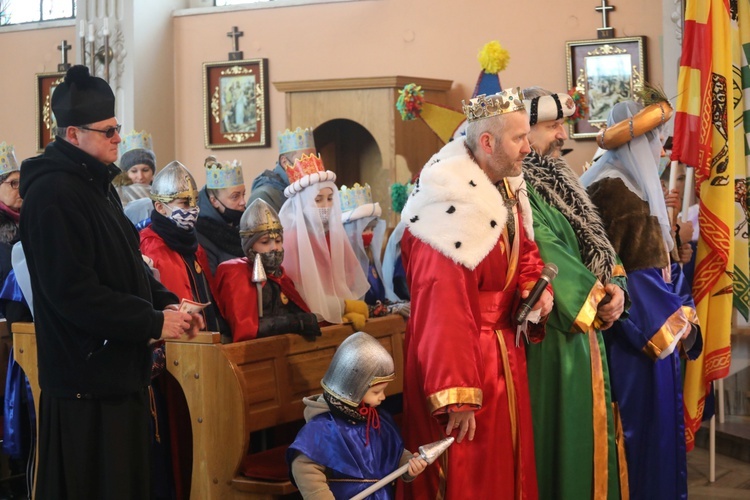 Orszak Trzech Króli w parafii w Ostrem-Twardorzeczce - 2021