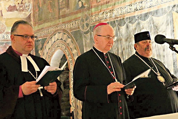 Lubelskie spotkania ekumeniczne odbywają się z udziałem biskupów różnych Kościołów chrześcijańskich.