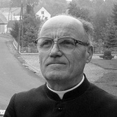 Śp. ks. Juliusz Olejak