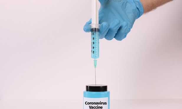 Moderna: Nasza szczepionka jest skuteczna na warianty koronowirusa: brytyjski i z RPA
