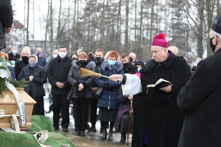 Pogrzeb ks. Krzysztofa Lacha w Pruchnej