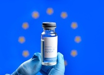 KE sfinalizowała umowę z Pfizer i BioNTech na dostawę dodatkowych 300 milionów dawek szczepionki 
