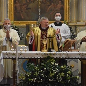 Mszy św. inaugurującej obchody 101. rocznicy zaślubin Polski z Bałtykiem przewodniczył bp Wiesław Szlachetka.