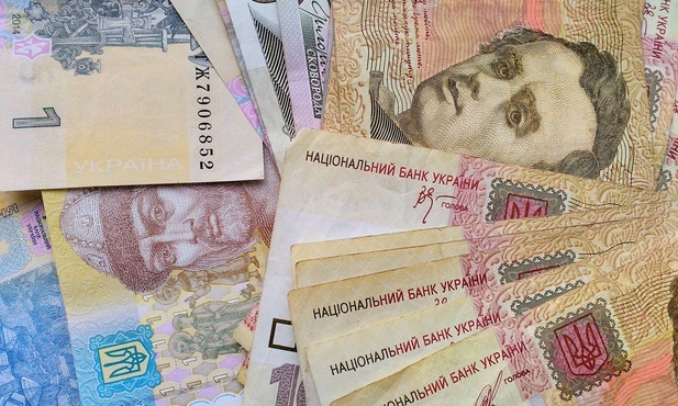 Ukraina: Nadal działa piramida finansowa, w której tysiące ludzi straciło pieniądze
