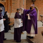Środa Popielcowa w katedrze opolskiej