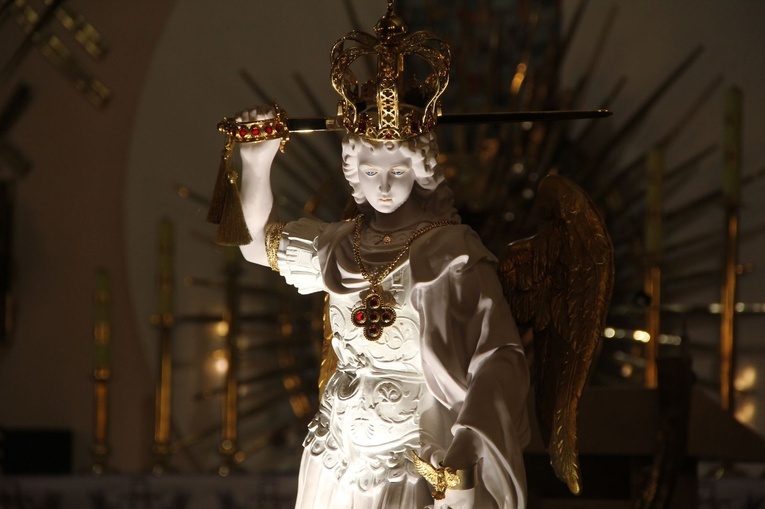 Jodłowa. Powitanie figury św. Michała