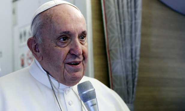 Pierwsze słowa papieża w Iraku: Przybywam jako pokutnik i pielgrzym pokoju