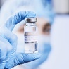 EMA: szczepionka firmy AstraZeneca nie zwiększa ryzyka zakrzepów
