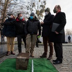 Ekshumacja na cmentarzu Obrońców Westerplatte