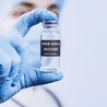 Sondaż: Czy Polacy ufają szczepionce AstraZeneca?