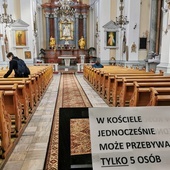 Nowe limity pandemiczne. Ile osób w świątyniach Warszawy?
