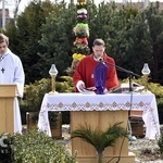 Niedziela Palmowa w ogrodzie parafii Najświętszego Serca Pana Jezusa